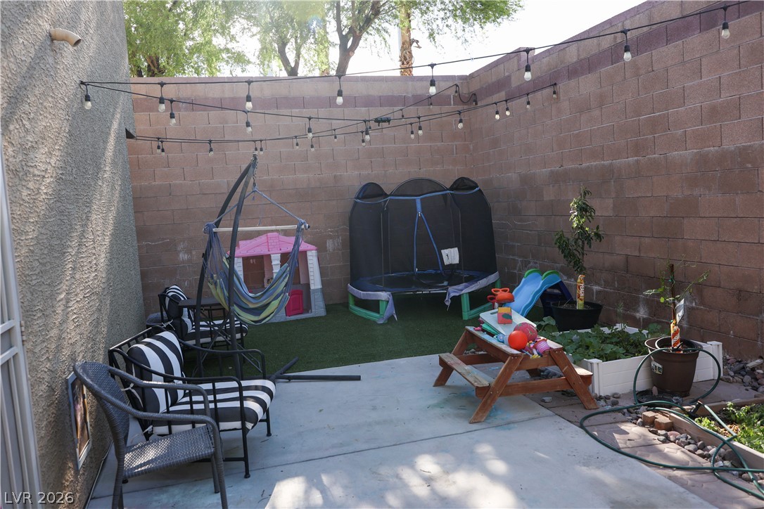 9164 Acclamation Court Property Photo 2