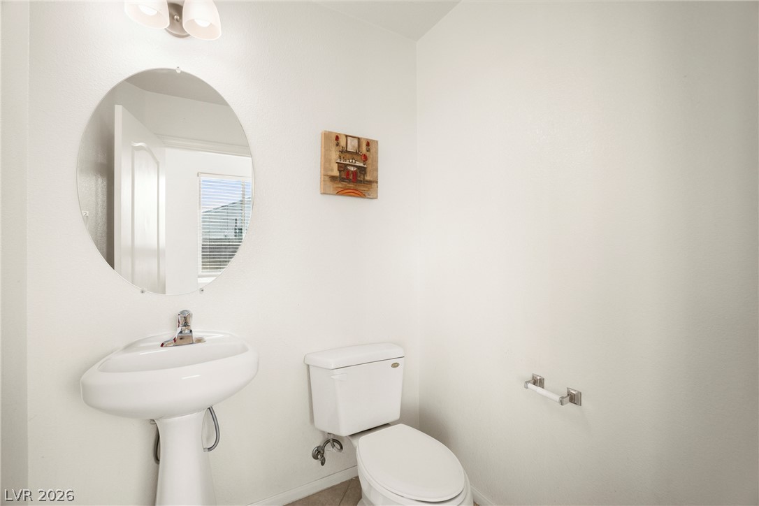 10645 Lessona Street Property Photo 8