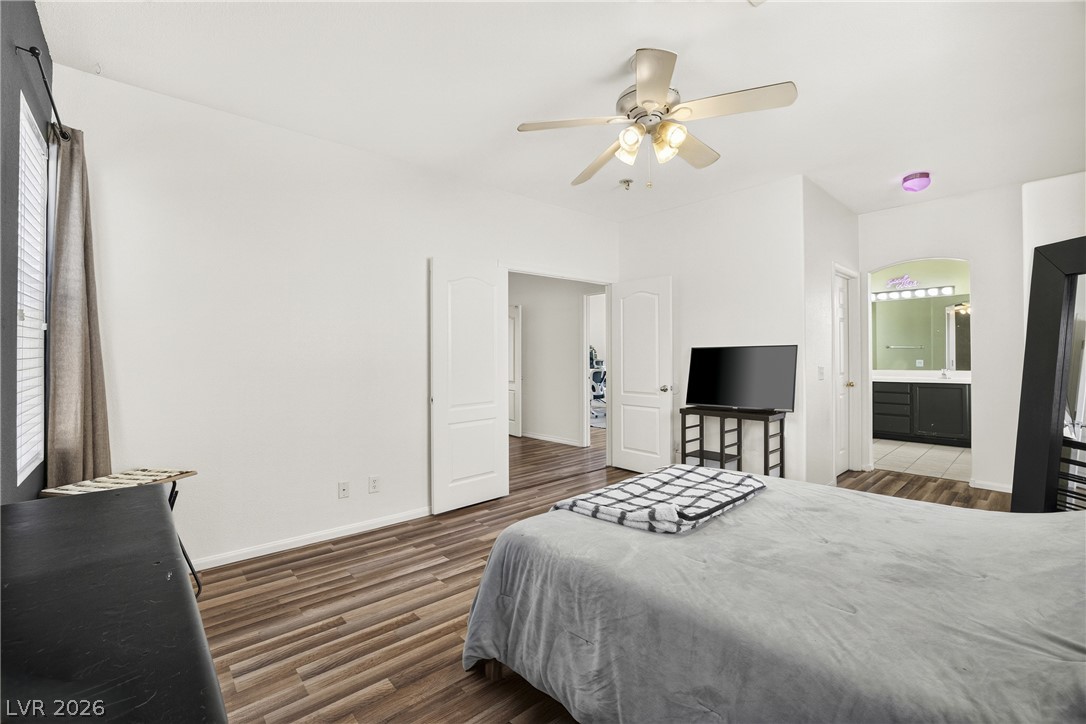 10645 Lessona Street Property Photo 16