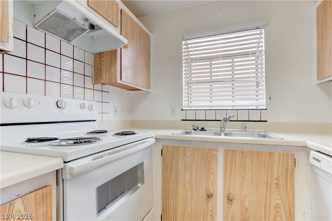 2975 Juniper Hills Boulevard 201 Property Photo 20