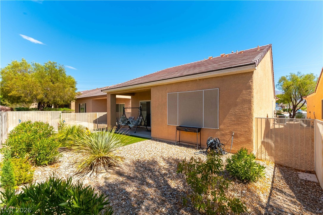 2109 Bay Thrush Way Property Photo 24