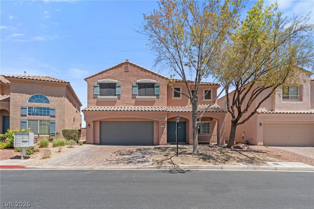 472 Crocus Hill Street Property Photo 1