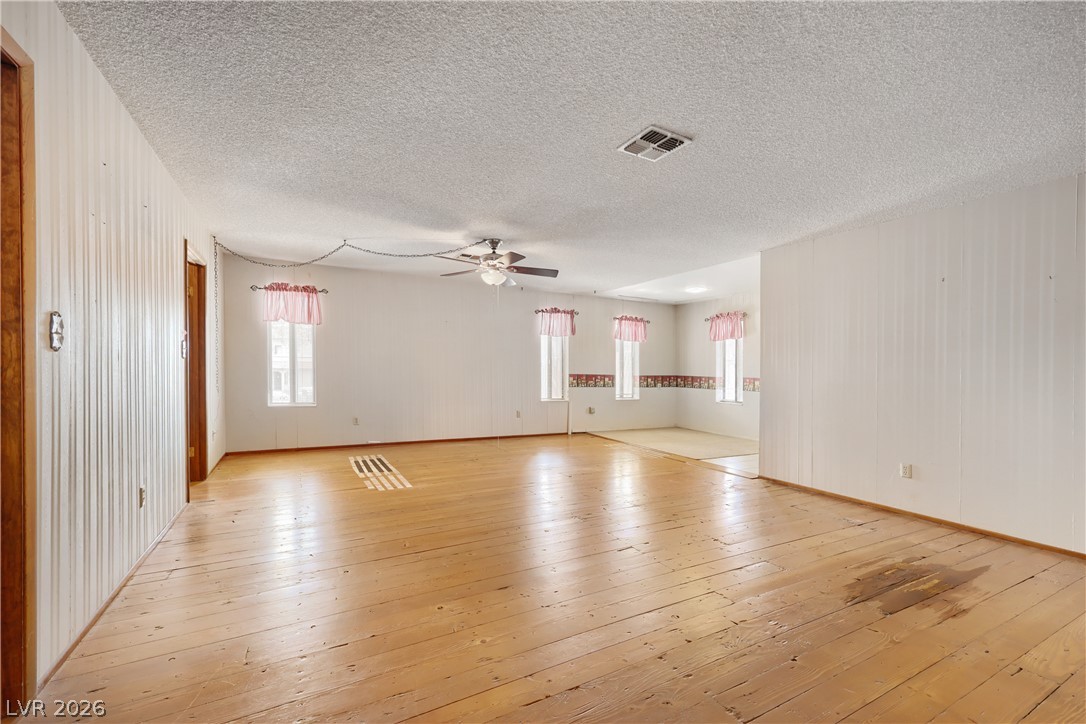 6832 Suncrest Avenue Property Photo 10