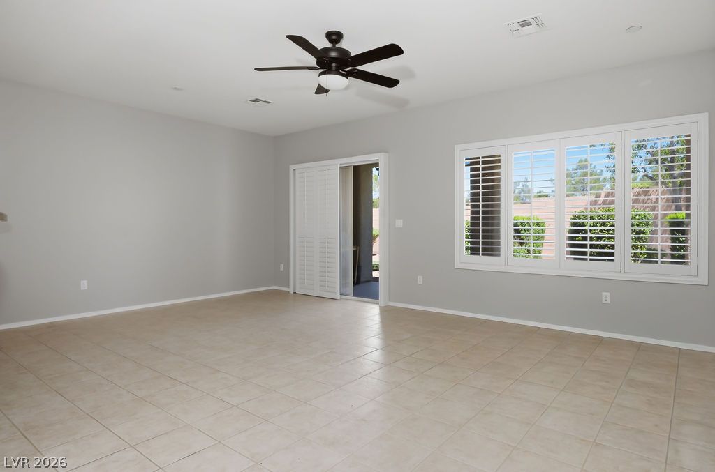 2517 Springville Way Property Photo 7