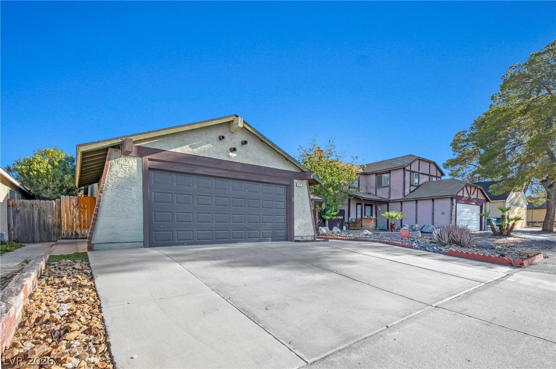 6237 Carmen Boulevard Property Photo 2