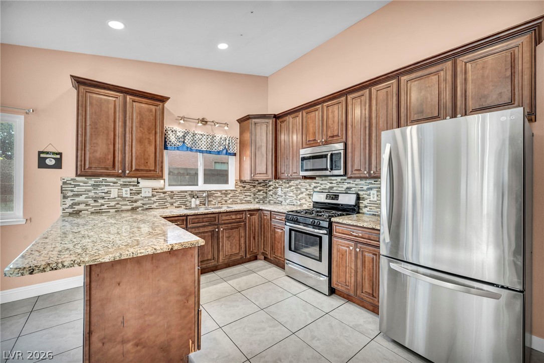 6237 Carmen Boulevard Property Photo 10