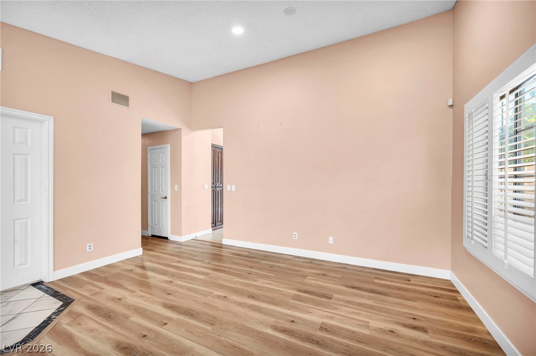 6237 Carmen Boulevard Property Photo 15