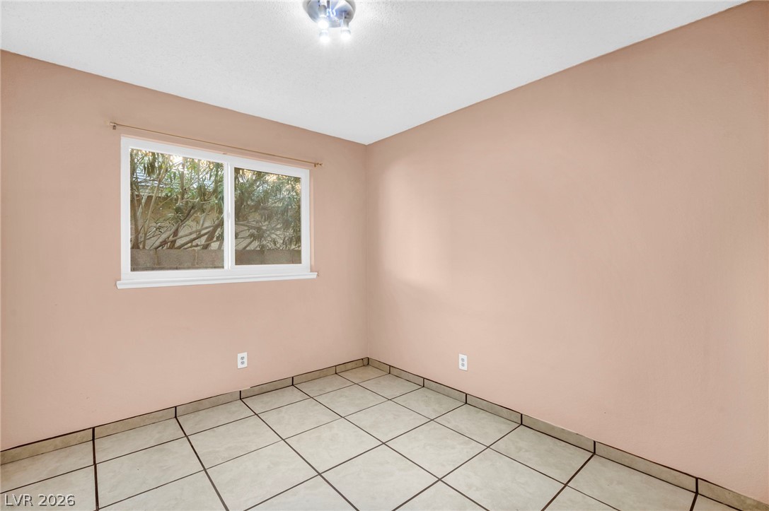 6237 Carmen Boulevard Property Photo 17
