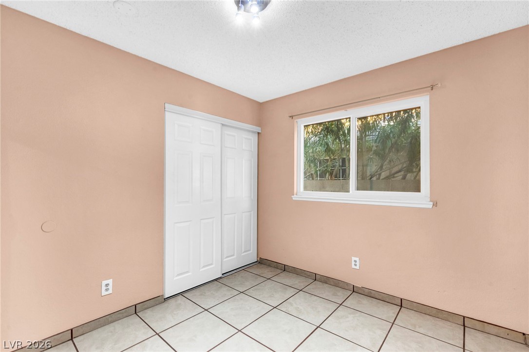6237 Carmen Boulevard Property Photo 20