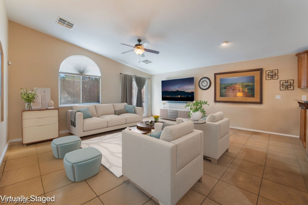 11261 Playa Caribe Avenue Property Photo 10