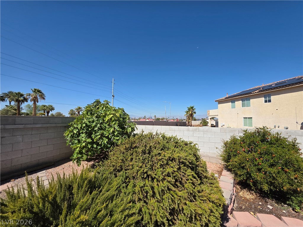 6323 Mahogany Peak Avenue Property Photo 21