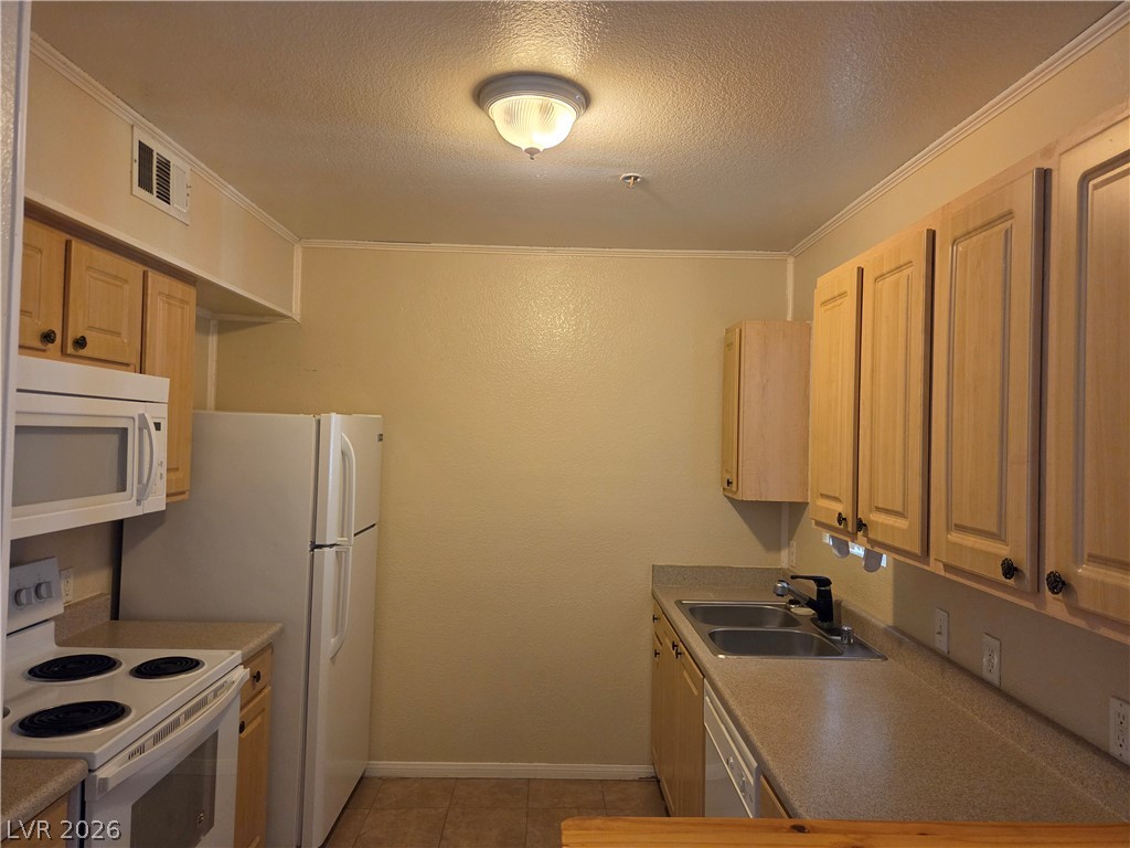 6955 North Durango Drive 3015 Property Photo 4