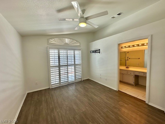 8109 Chambersberg Street Property Photo 15
