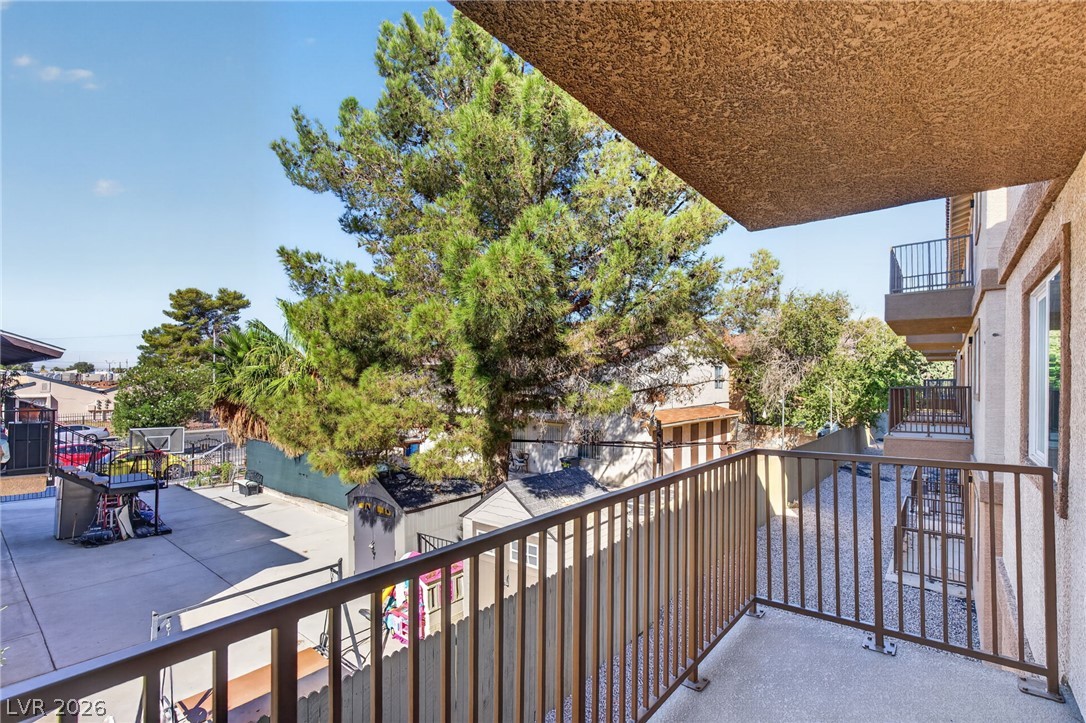 2313 Seco Adobe Circle Property Photo 27