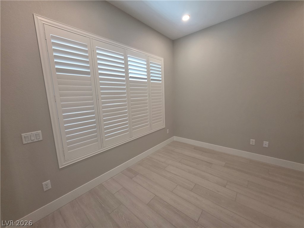 5053 Slatestone Street Property Photo 8