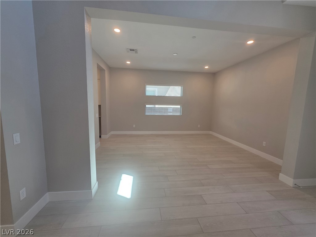 5053 Slatestone Street Property Photo 9