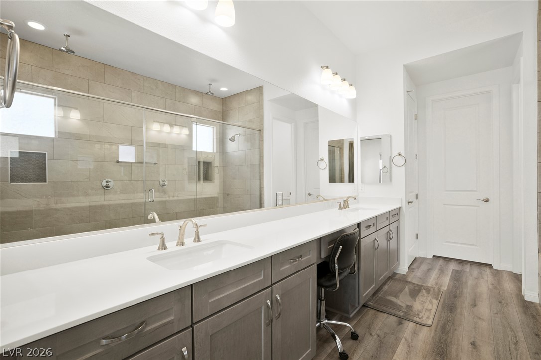 382 Nine Mile Creek Drive Property Photo 15