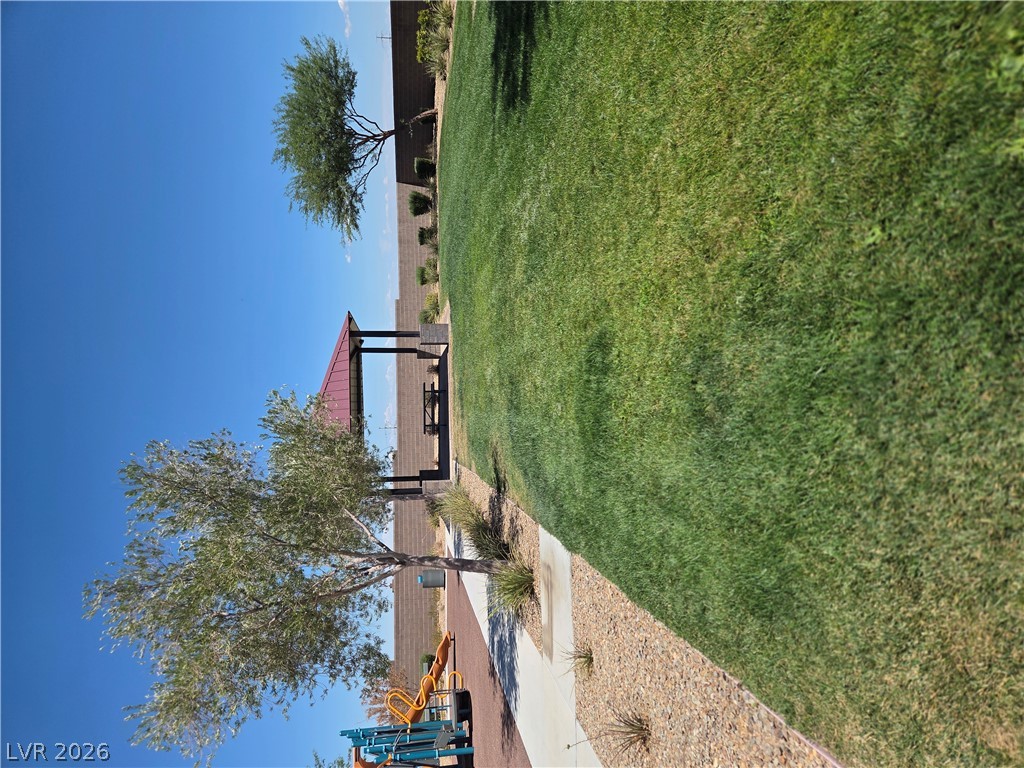 382 Nine Mile Creek Drive Property Photo 40