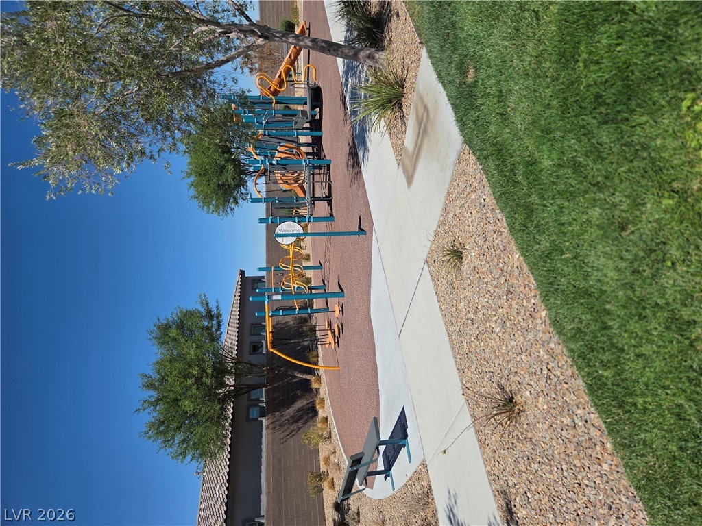 382 Nine Mile Creek Drive Property Photo 42