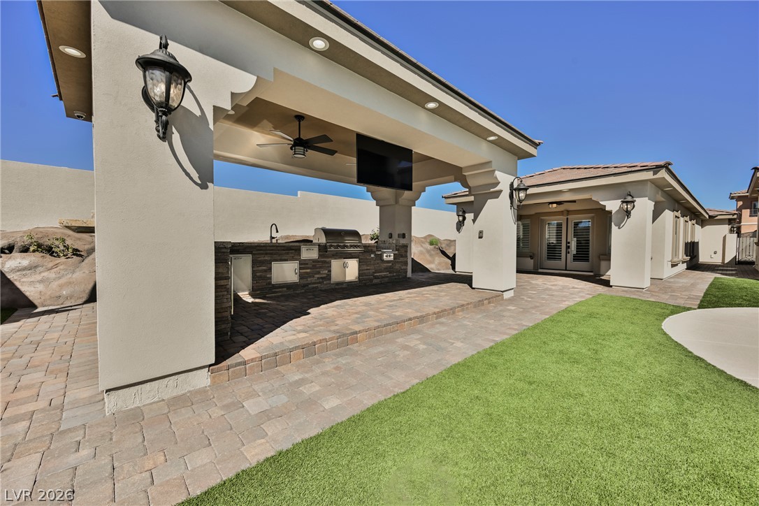 1721 South Tioga Way Property Photo 11