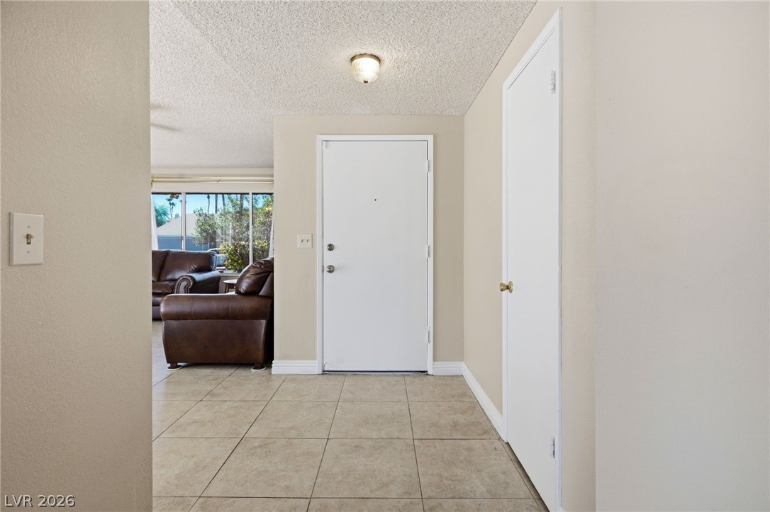 4014 Ridgewood Avenue Property Photo 3
