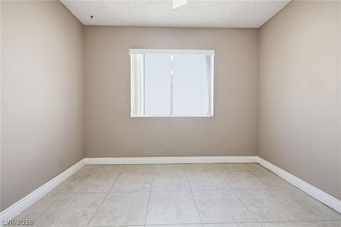 4014 Ridgewood Avenue Property Photo 20