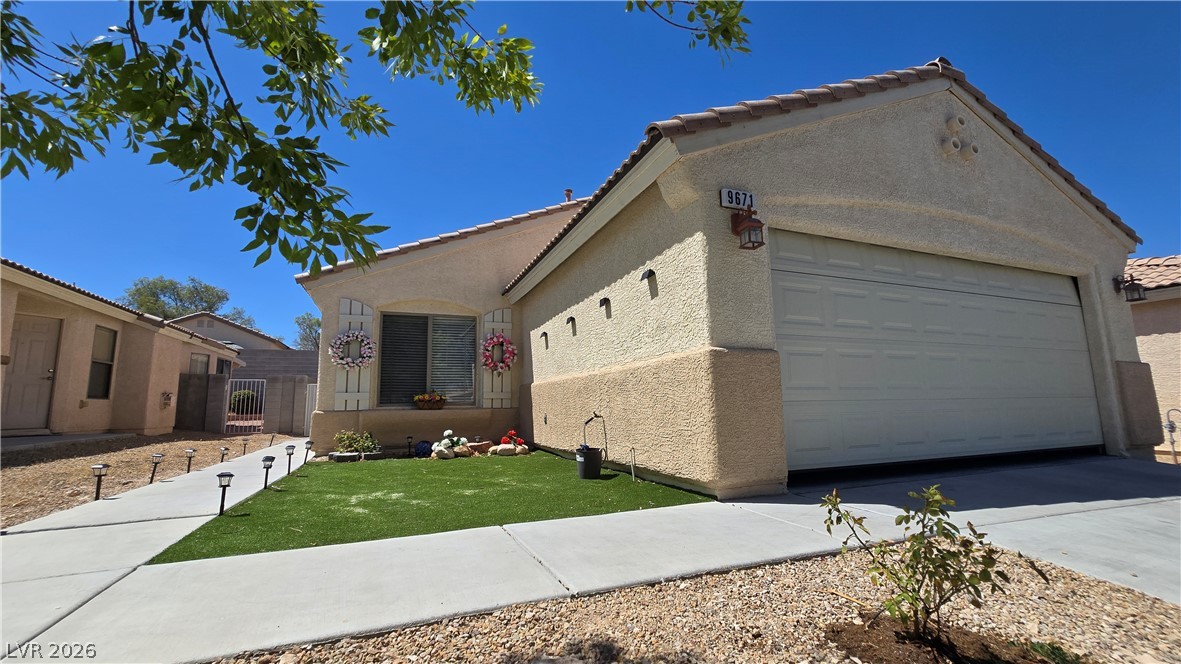 9671 Giddings Avenue Property Photo 3