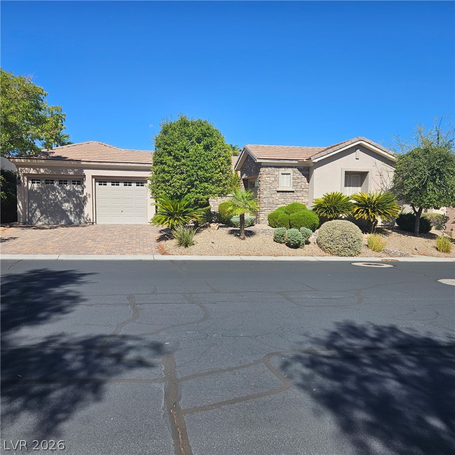2391 Antrim Irish Drive Property Photo 1