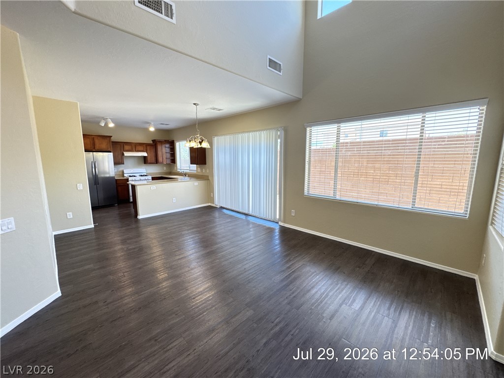 8977 Castledowns Street Property Photo 3