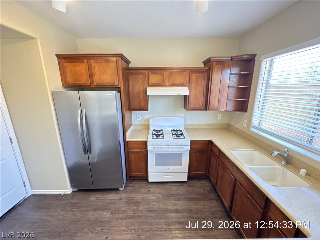 8977 Castledowns Street Property Photo 8