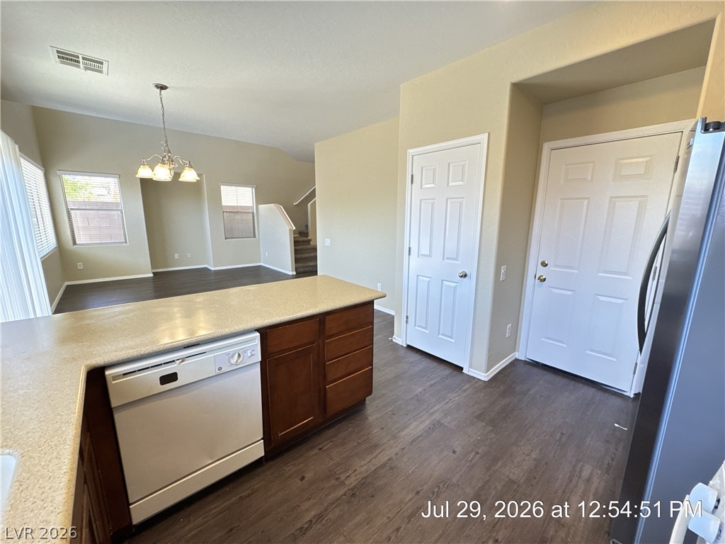 8977 Castledowns Street Property Photo 10