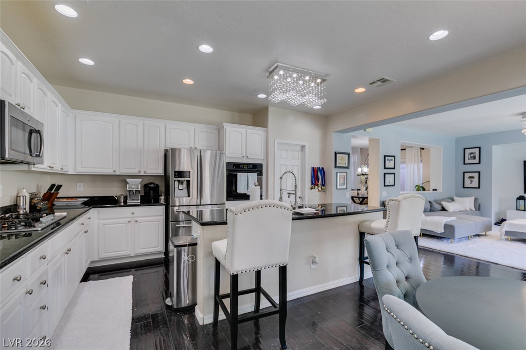 2686 Bothwell Place Property Photo 10