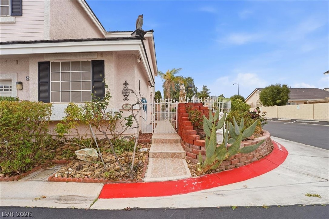 5251 Ladyhawk Way Property Photo 29
