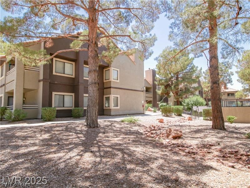 5042 South Rainbow Boulevard 103 Property Photo 4