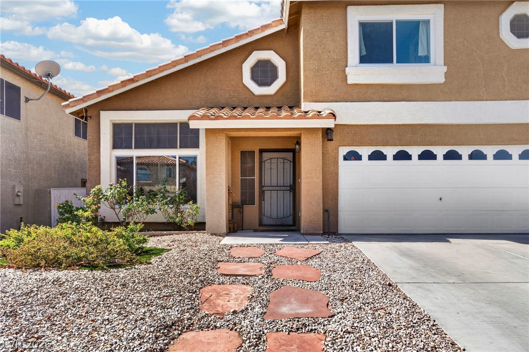 8875 Dove Cove Drive Property Photo 3