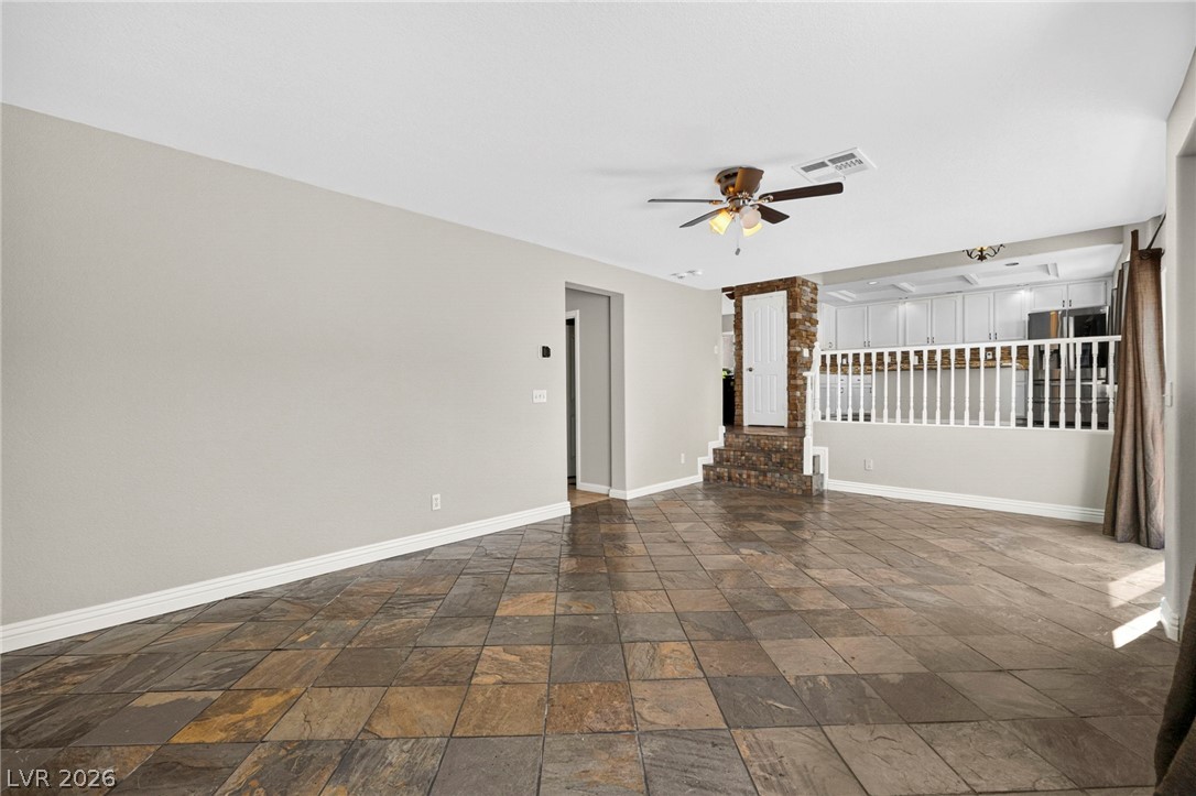 8875 Dove Cove Drive Property Photo 12