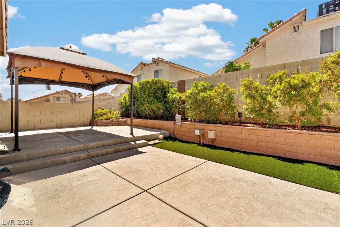 8875 Dove Cove Drive Property Photo 32