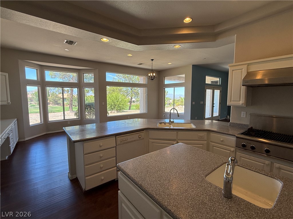 10216 Button Willow Drive Property Photo 11