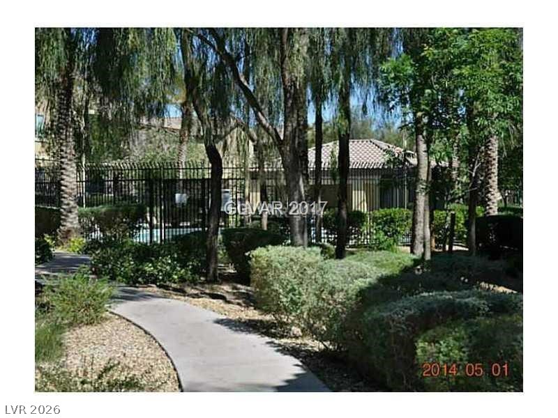 6868 Sky Pointe Drive 1041 Property Photo 5