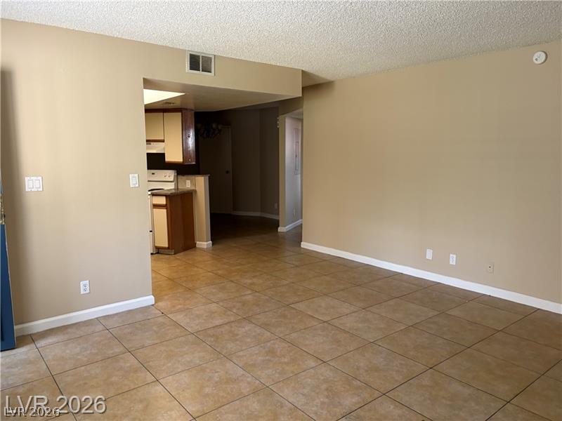 2080 Karen Avenue 17 Property Photo 6