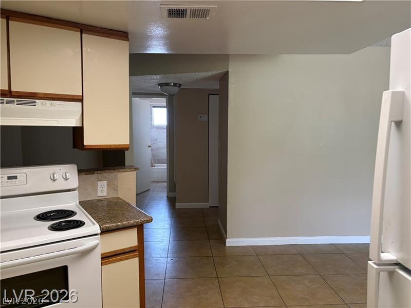 2080 Karen Avenue 17 Property Photo 11