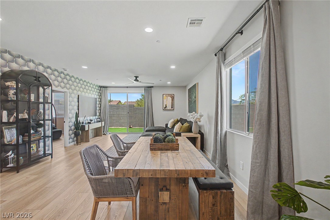 9386 Sequoia Ridge Avenue Property Photo 9