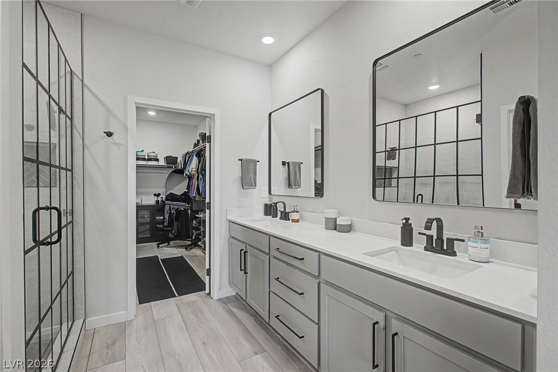 9386 Sequoia Ridge Avenue Property Photo 20