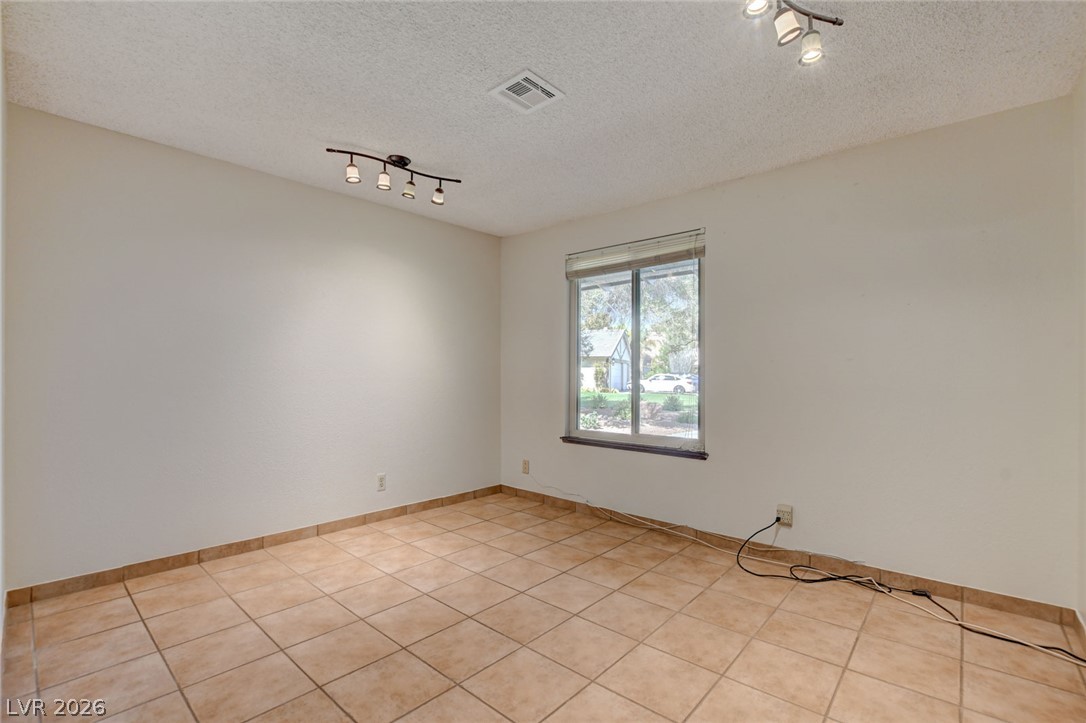 5644 Nicole Court Property Photo 21