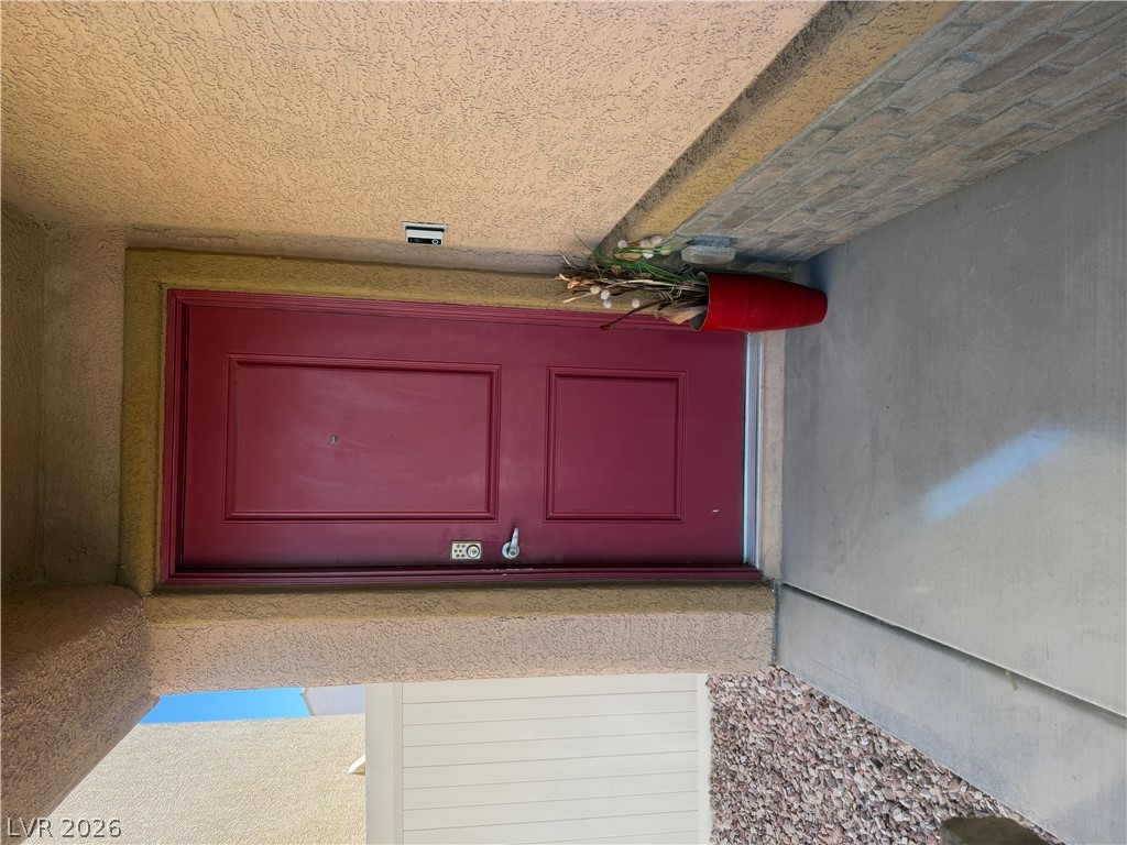 6435 Cambric Court Property Photo 4