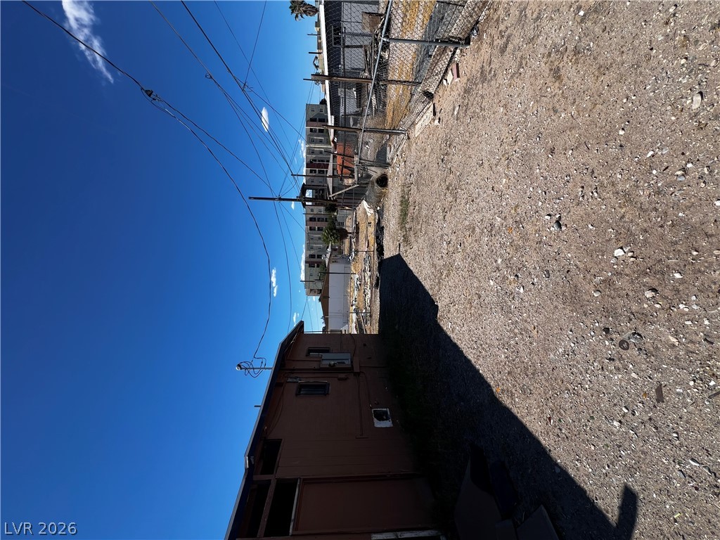 1206 I Street Property Photo 5