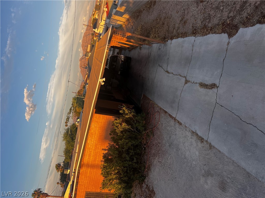 1206 I Street Property Photo 15