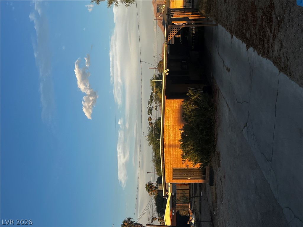 1206 I Street Property Photo 16