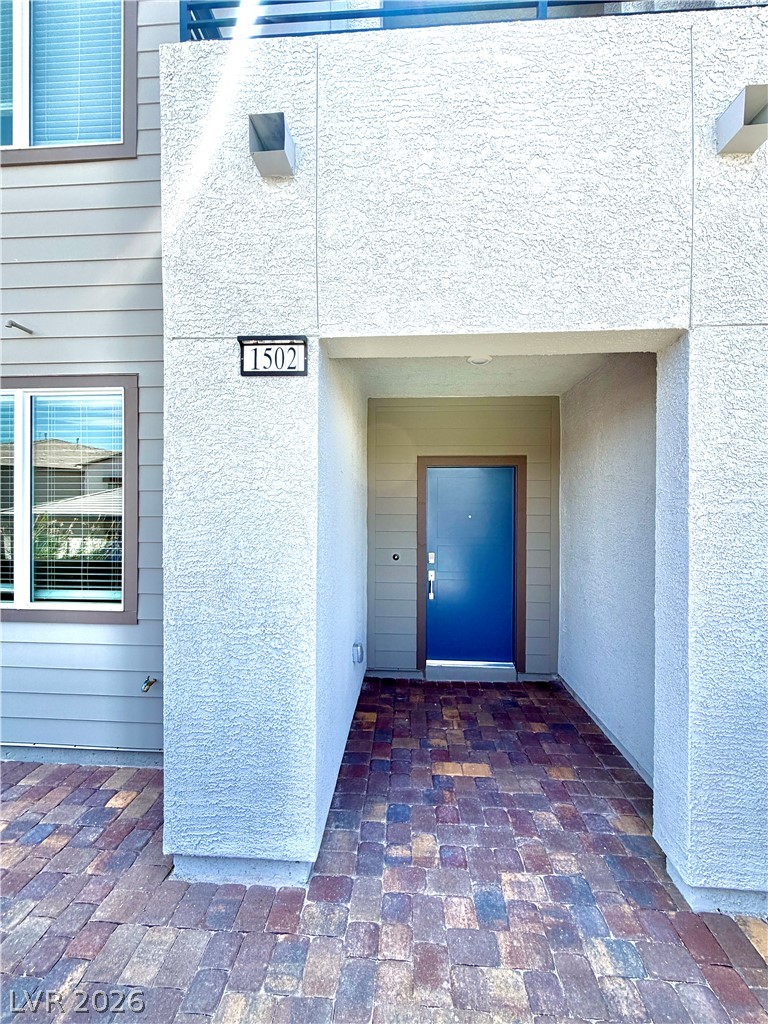 1502 Eva Crossing Place Property Photo 3