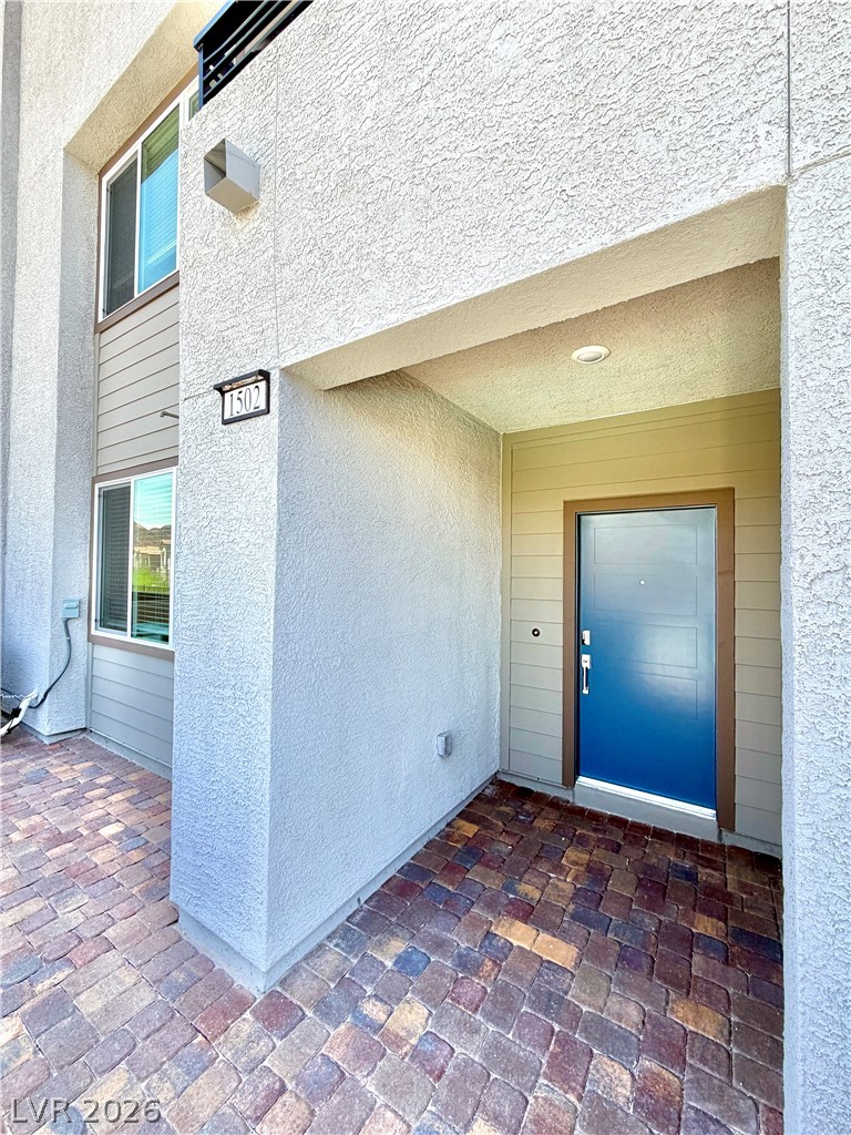 1502 Eva Crossing Place Property Photo 4